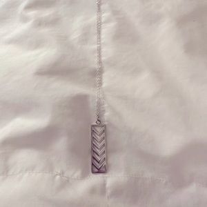 Sterling silver chevron pendant necklace
